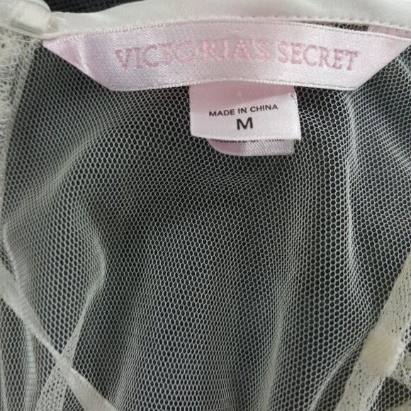 Victoria's Secret White Lace Satin Romantic Slip Nightgown Dress Women's Medium - Picture 8 of 12